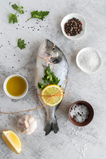 Vista dall'alto delizioso assortimento di frutti di mare