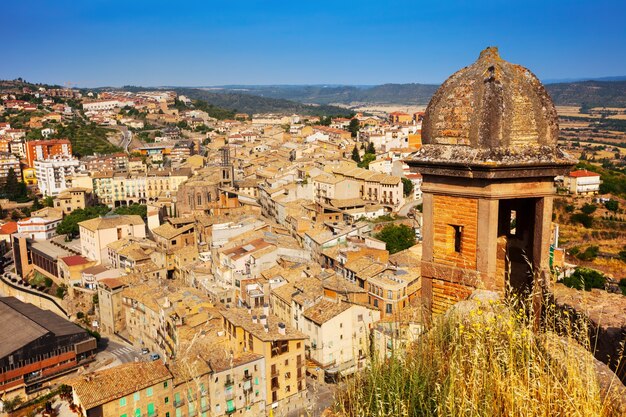 Vista dall&#39;alto di Cardona dal castello