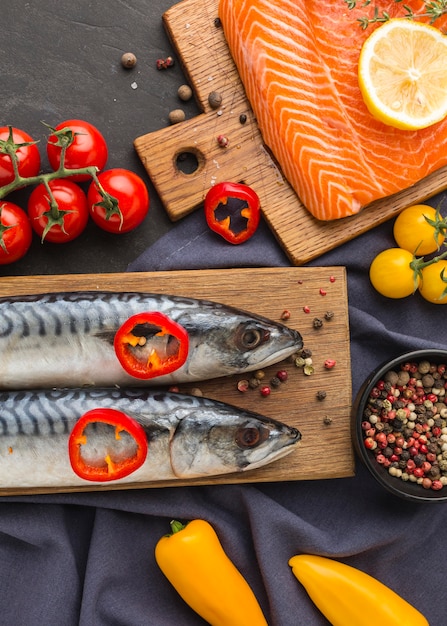 Vista dall'alto di gustoso pesce disposizione