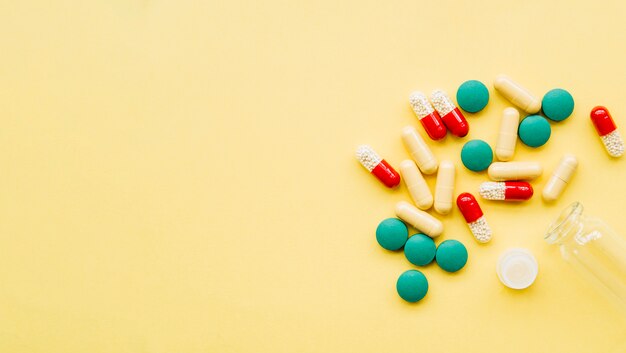 Vista dall&#39;alto gruppo di pillole