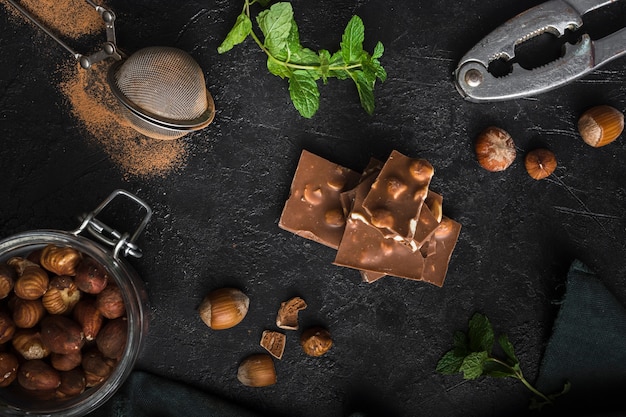 Vista dall'alto gustoso cioccolato alla nocciola