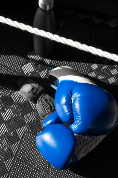 Vista del paio di guantoni da boxe