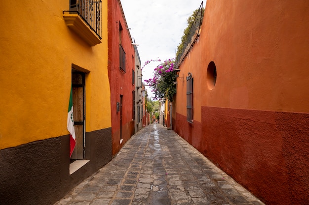 Vista dell'architettura e della cultura urbana messicane