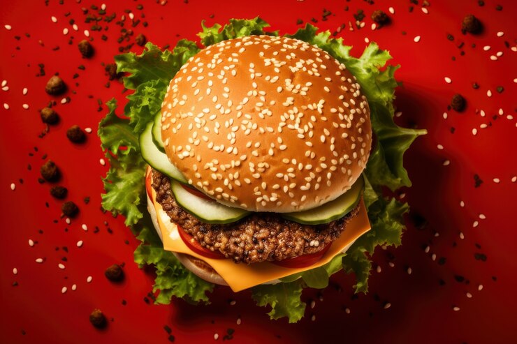 Vista di un delizioso hamburger con panini e formaggio