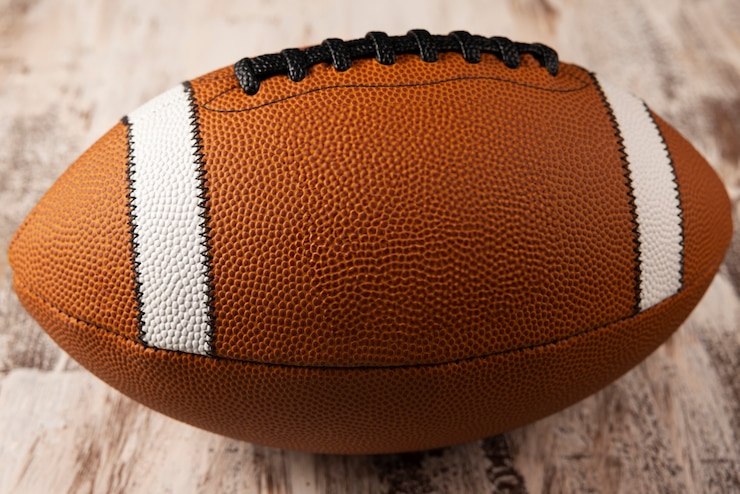 Foto gratuito vista di una palla da football americano