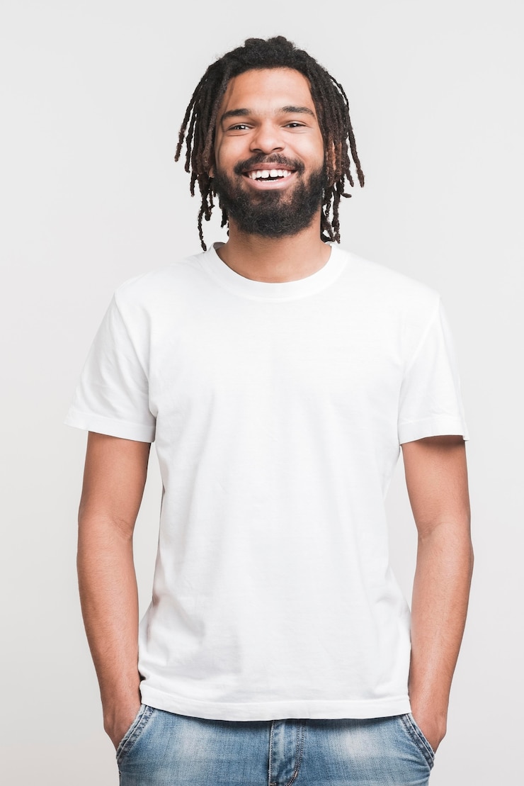 Foto gratuito vista frontale uomo in abiti casual