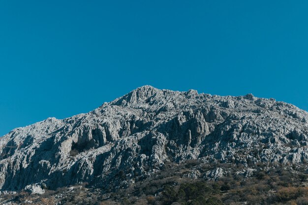 Vista pietrosa montagna pietrosa