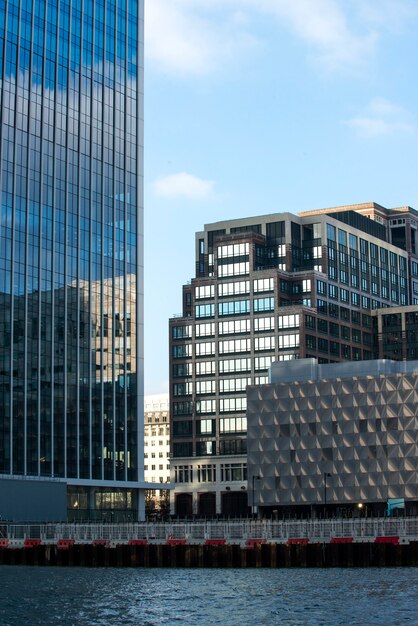 Vista sul fiume Tamigi nella città di Londra