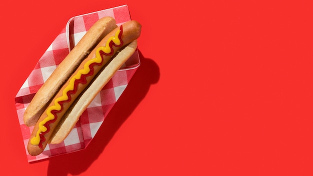 Vista superiore dello spazio di copia degli hot dog