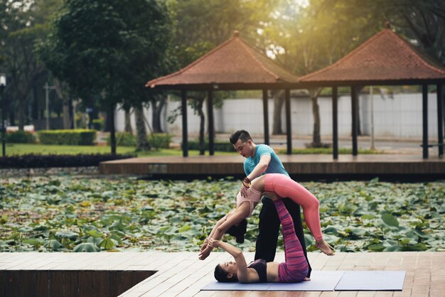 Yoga del partner