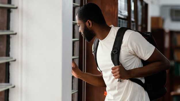 Zaino da portare dello studente di tiro medio