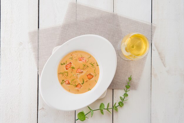 Zuppa cremosa di pesce