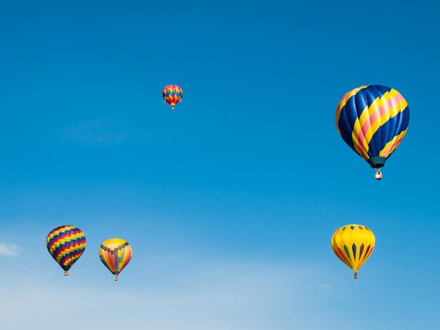 2012 Fiera cittadina di Erie e Festival delle mongolfiere. L'evento in mongolfiera fa parte di una fiera di strada della durata di un giorno nella città di Erie.