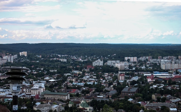 21 agosto 2014 l'antica città ucraina di Leopoli, vecchi edifici e monumenti della città