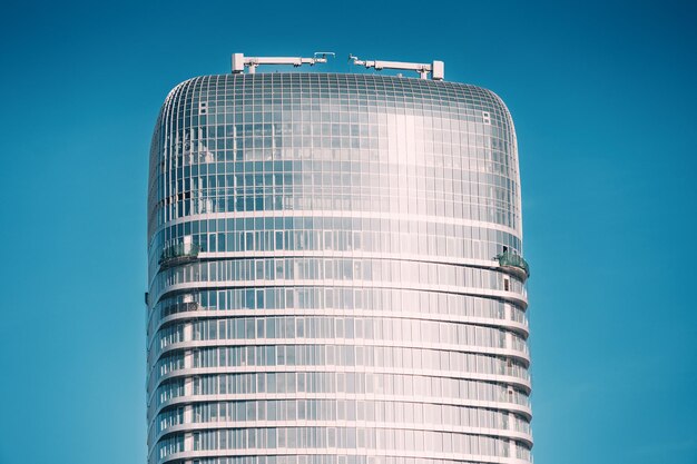 23 novembre 2023 Belgrado Serbia La torre Kula di Belgrado offre una vista panoramica del paesaggio urbano, un'attrazione imperdibile in Europa