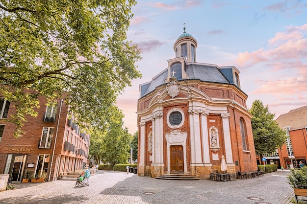 25 luglio 2022 Munster Germania Cabina per la confessione nella Cattedrale di Saint Paulus