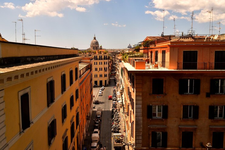 Foto 25 maggio 2020 roma italia vista della piazza di spagna senza turisti a causa della fase 2 del lockdown