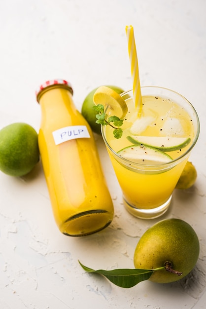 Aam Panna o panha o Succo di mango verde salato e dolce