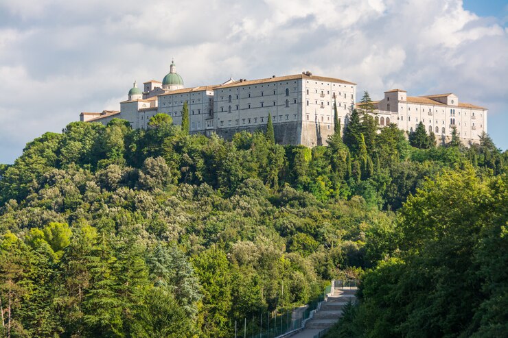 Abbazia di Montecassino, italia, ricostruzione dopo la seconda guerra mondiale