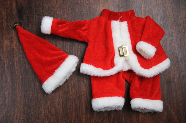 Abbigliamento e berretto Babbo Natale, vacanze di Natale