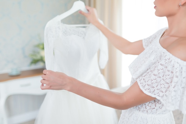 Abito da sposa al mattino della sposa