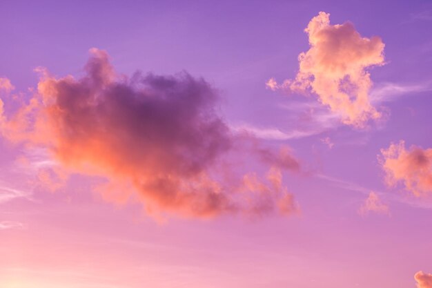 Abstract e modello di cielo nuvoloso Veloce viola Veloce porpora colore di tendenza dell'anno sfondo