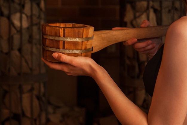 Accessori da bagno in legno