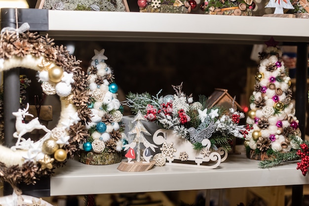 Accessori per decorare le feste di Capodanno e Natale