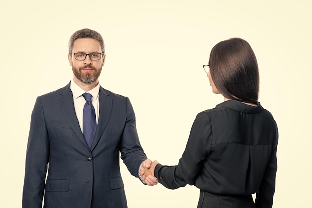 accordo di partenariato durante la negoziazione stretta di mano del contratto di partnership durante il negoziato accordo di partnership