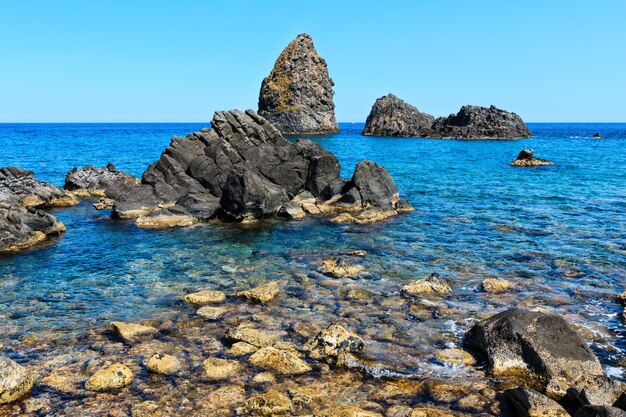 Aci Trezza Faraglioni Costa siciliana