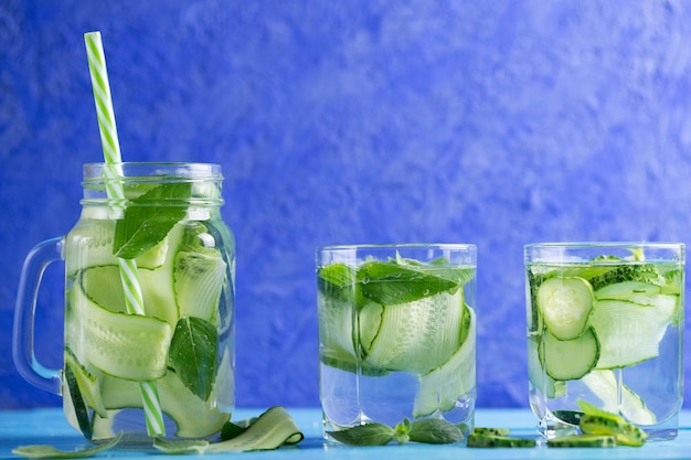 Acqua infusa cetriolo con menta