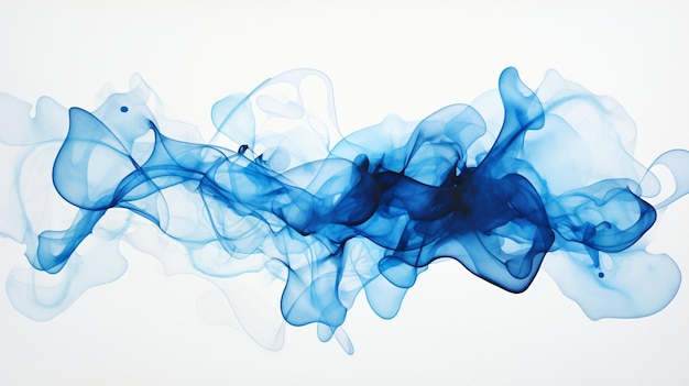 Acquerello a fumo blu astratto su sfondo bianco