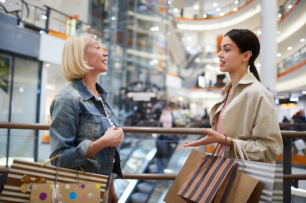 Acquisto di abbigliamento con la commessa