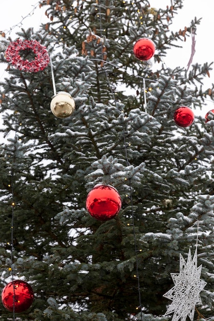 Addobbi natalizi per alberi di Natale, addobbi per festeggiare le feste di Natale e Capodanno