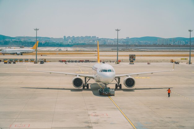 aereo in aeroporto