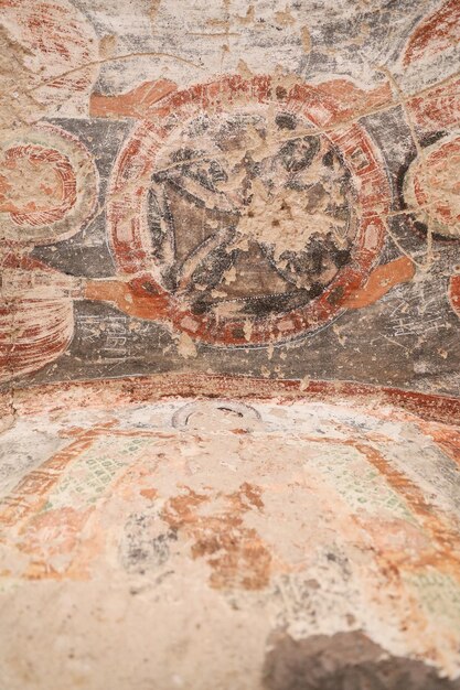 Affreschi in una chiesa rupestre nella valle di Zelve Cappadocia