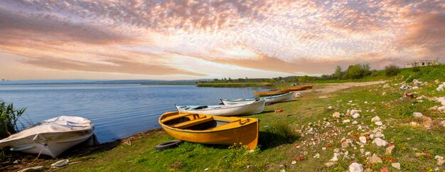 Afyonkarahisar Trkiye vista del lago Eber