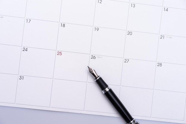Agenda e penna stilografica