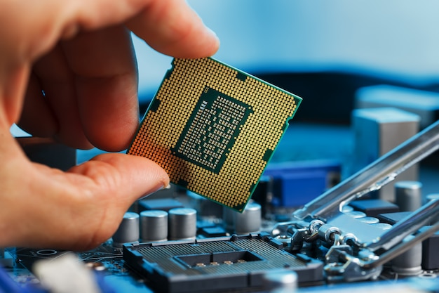 Aggiornamento hardware della CPU del computer di manutenzione del componente della scheda madre