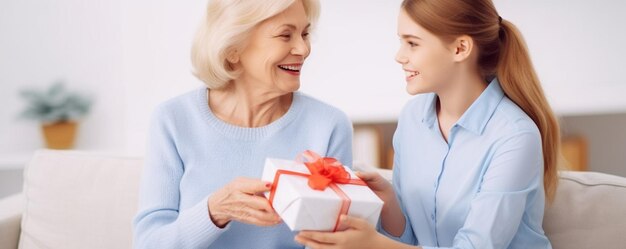 AI generativa Felice Giornata delle Madri La figlia dà a sua madre una cartolina e un abbraccio
