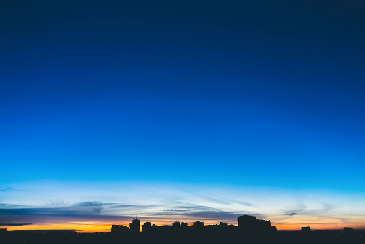 Alba della città
