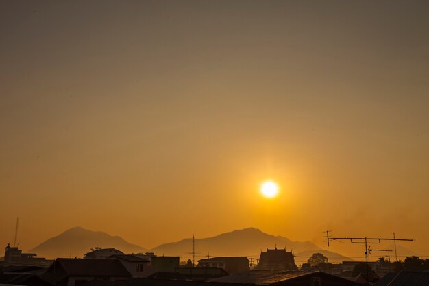 Alba e montagna