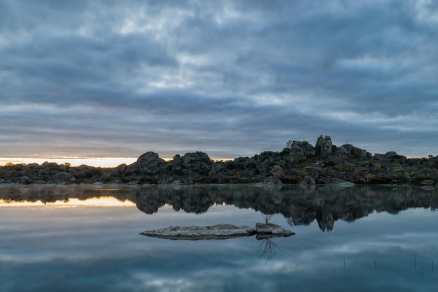 Alba nel Barruecos Estremadura Spagna