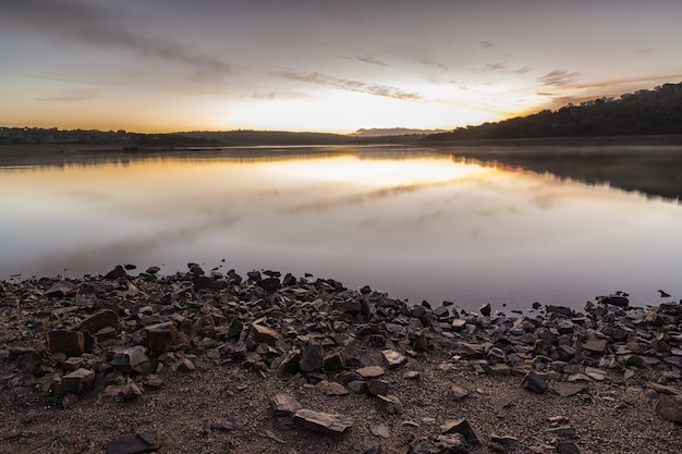 Alba nel Parco Naturale di Cornalvo. Extremadura. Spagna.