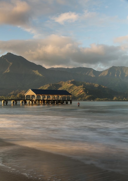 Alba sulla baia di Hanalei Kauai Hawaii