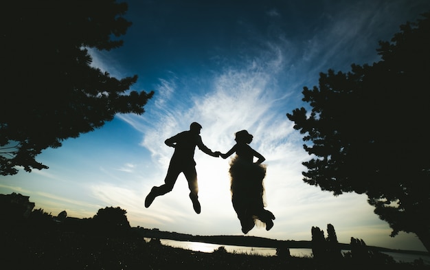 alberi da sposa abito mani ragazza