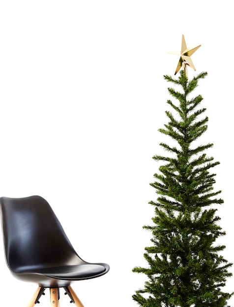 Albero di Natale con sedia nera