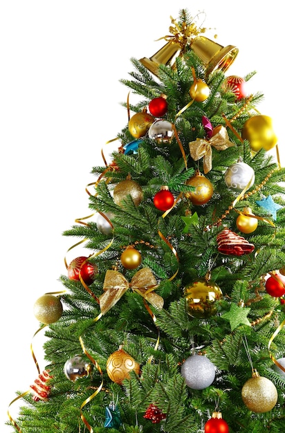 Albero di Natale decorato isolato su bianco