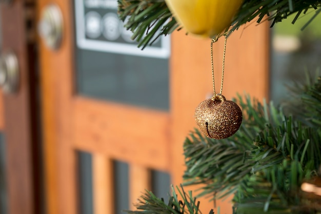 Albero di Natale decorato