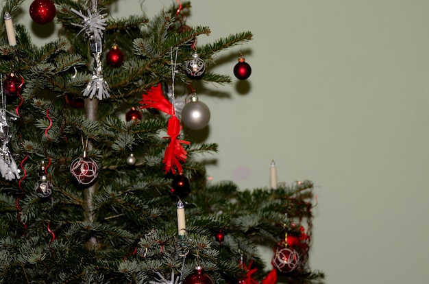 Albero di Natale decorato